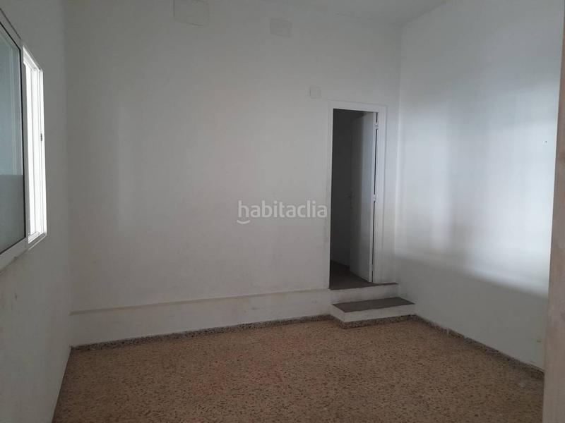 Foto 6ac9b4fd-5795-4030-9eda-6f6a01b7f0f6. Business premise in Ibi