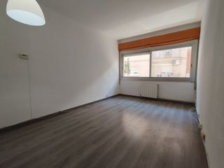 Etagenwohnung  Carrer d'eduard toldr�. Novedad!!!