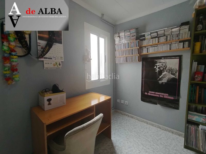 Foto 9590b51c-6e04-4650-8d79-0a3fc8b6b7cd. Penthouse with heating in Pallejà