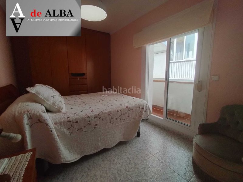 Foto a54dbee4-ad0d-4456-8721-d56575af008c. Penthouse with heating in Pallejà