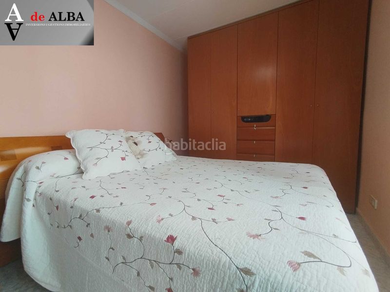 Foto b7eda544-cf31-4db5-8f96-7e75a16bebbf. Penthouse with heating in Pallejà