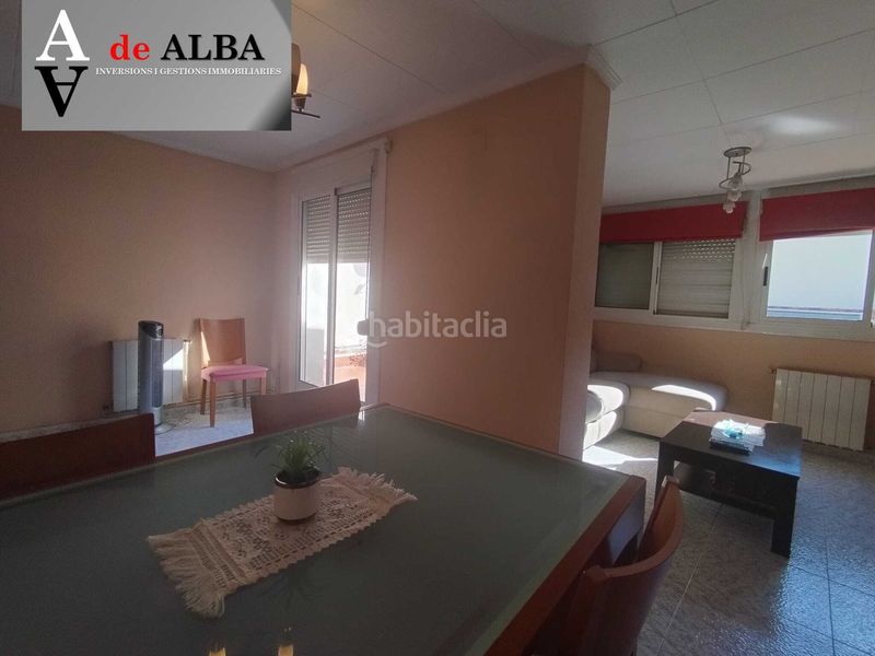 Foto fc8cfb3d-8d82-43ac-b567-e07dcda5c4e6. Penthouse with heating in Pallejà