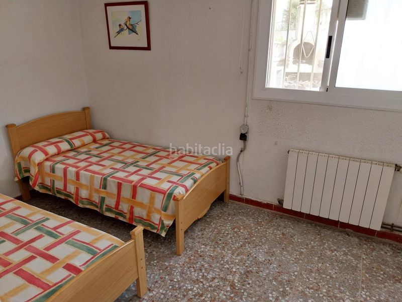 Foto aa1274eb-1bf6-4832-9e28-f63c9f9d5bbd. Casa adossada amb calefacció aparcament piscina a Vendrell (El)