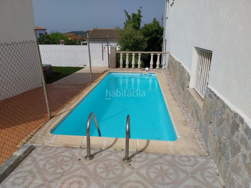 Foto aa9544b5-062c-4c97-91d7-89cc3d1993a9. Casa adossada amb calefacció aparcament piscina a Vendrell (El)