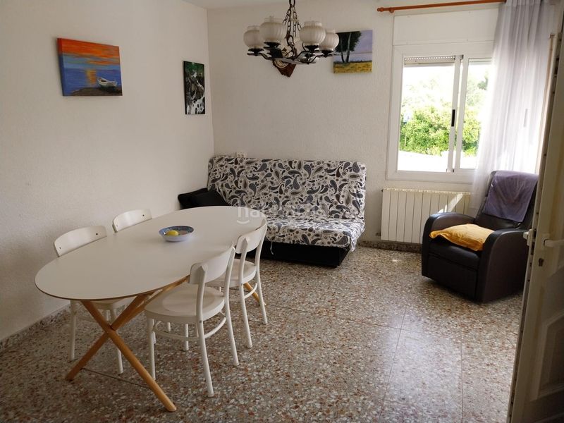 Foto c40629dd-3d02-4c54-bae2-d0d7cabc490c. Casa adossada amb calefacció aparcament piscina a Vendrell (El)