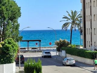 Appartamento in L´Estany. Piso con vistas al mar con piscina