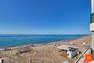 Apartamento en Calafell Platja. Apartamento en primera linia de playa