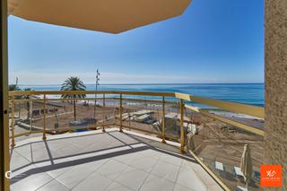 Appartement à Calafell Platja. Apartamento en primera linia de playa