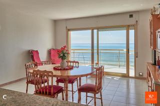 Appartement à Calafell Platja. Apartamento en primera linia de playa