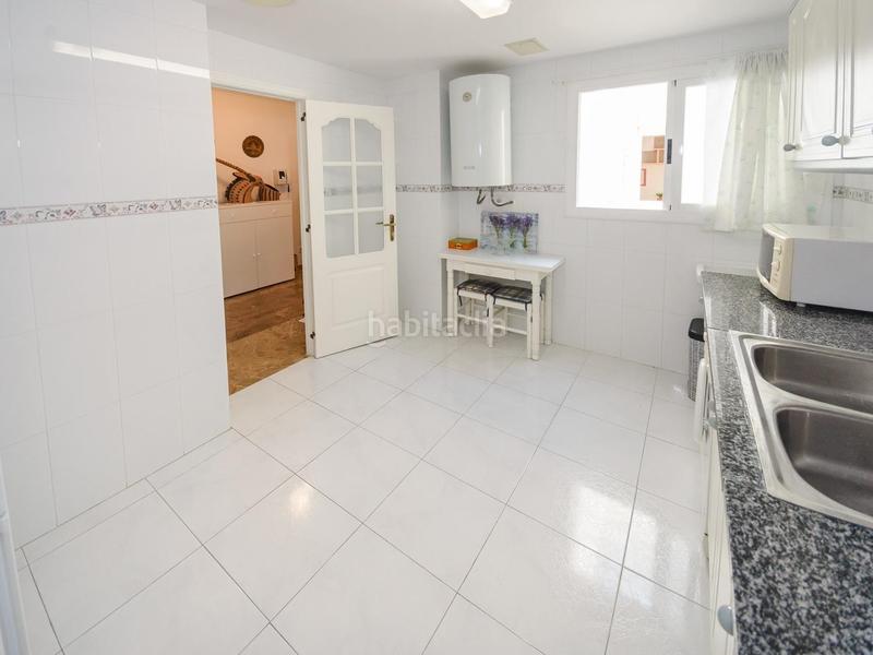 Foto 259868bb-7b83-46d9-8079-f50c3716f4f8. Ático atico con vistas al mar con piscina comunitaria en Calafell