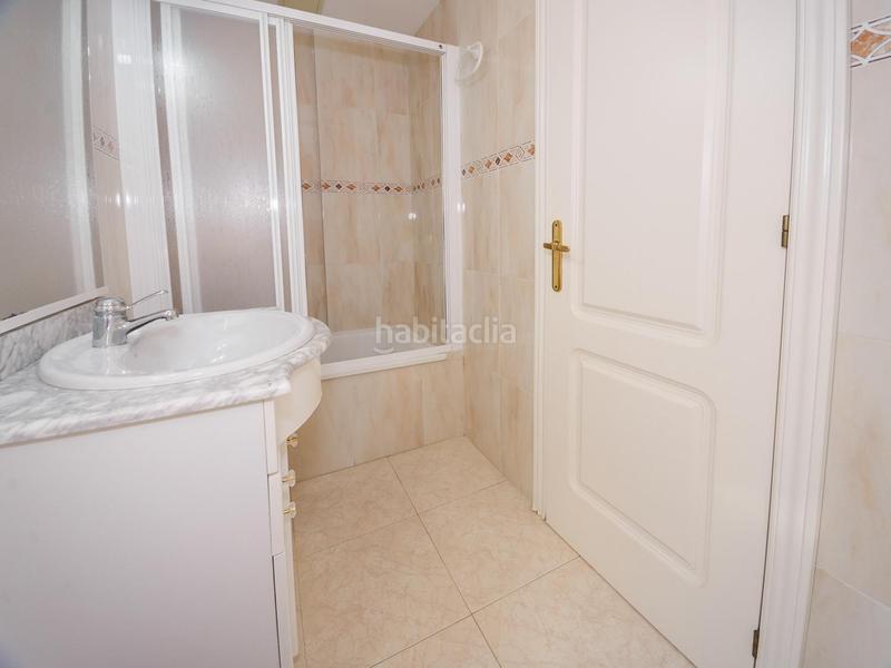 Foto 64b5eef6-a972-4101-a1bb-a5b31ec9b878. Ático atico con vistas al mar con piscina comunitaria en Calafell