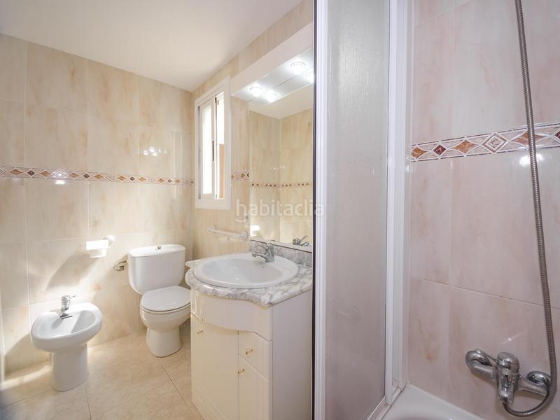 Foto 775ce622-702c-4ad1-a4e4-15f071ed0b3d. Ático atico con vistas al mar con piscina comunitaria en Calafell