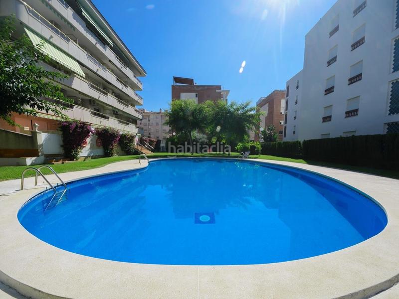 Foto df35ff54-afbb-47d3-ab48-67de2cd17c9a. Ático atico con vistas al mar con piscina comunitaria en Calafell