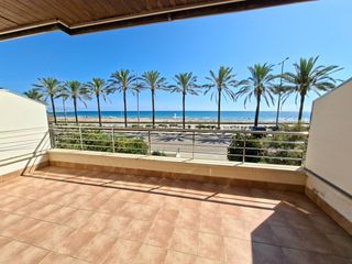 Flat in L´Estany. Piso con gran terraza, piscina y parking