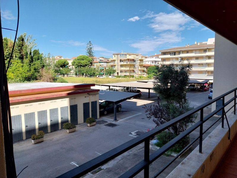 Foto d25fe32a-7356-4d01-b891-f7ed04fde186. Pis amb aparcament piscina a L´Estany Calafell