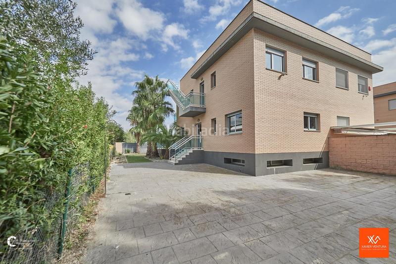 Foto 8e6d5d43-2820-467e-a599-62e134789537. Casa adossada amb aparcament a La Mora Tarragona