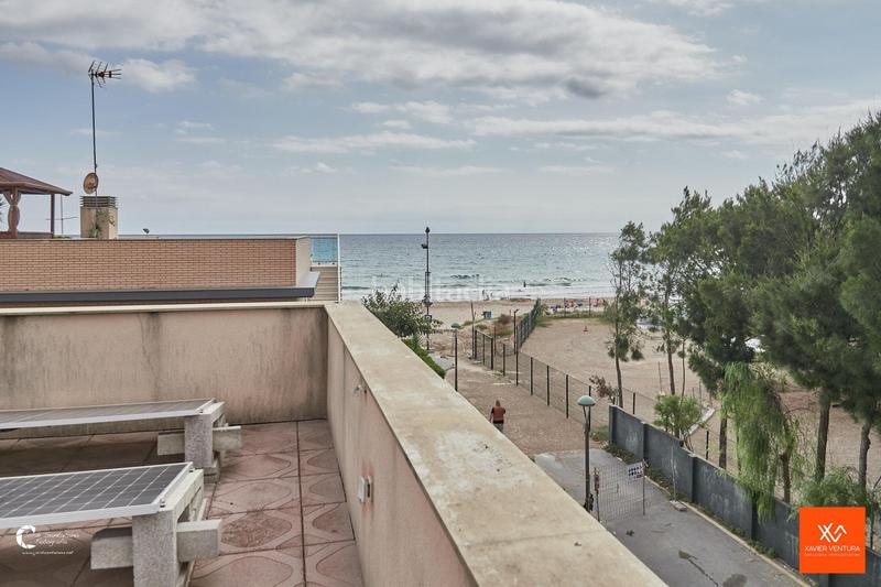 Foto b28993a0-0ebe-4bb2-aeba-170bf2539346. Casa adossada amb aparcament a La Mora Tarragona