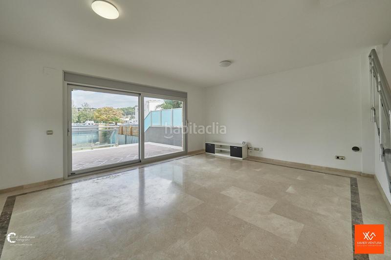 Foto c796d22b-94c6-49ce-8962-f89646a89a7d. Casa adossada amb aparcament a La Mora Tarragona