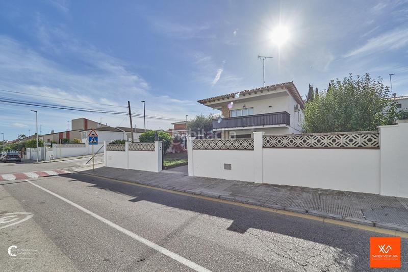 Foto 12220ef6-f46e-46e6-85e0-cd7bdaf16b99. Chalet avec parking dans Calafell residencial Calafell