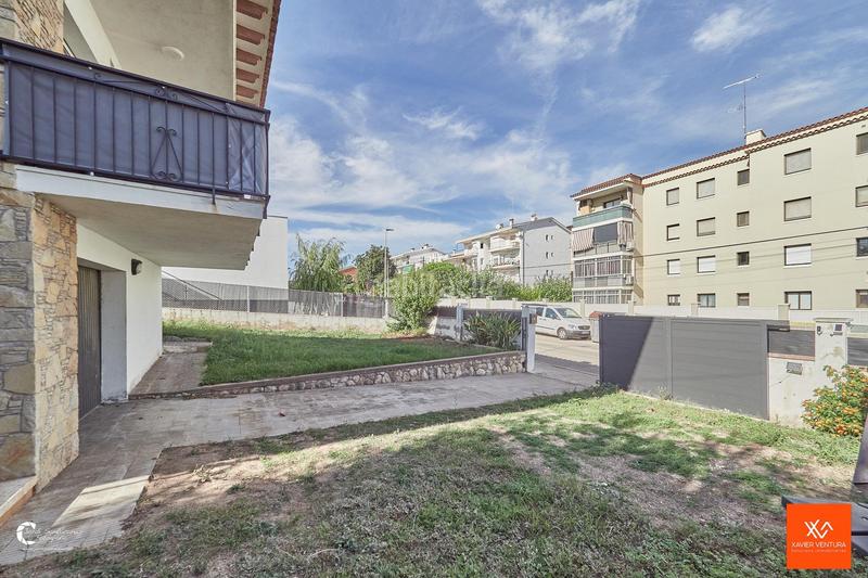 Foto 90135b3c-3706-469c-828f-6c8efe730497. Chalet avec parking dans Calafell residencial Calafell