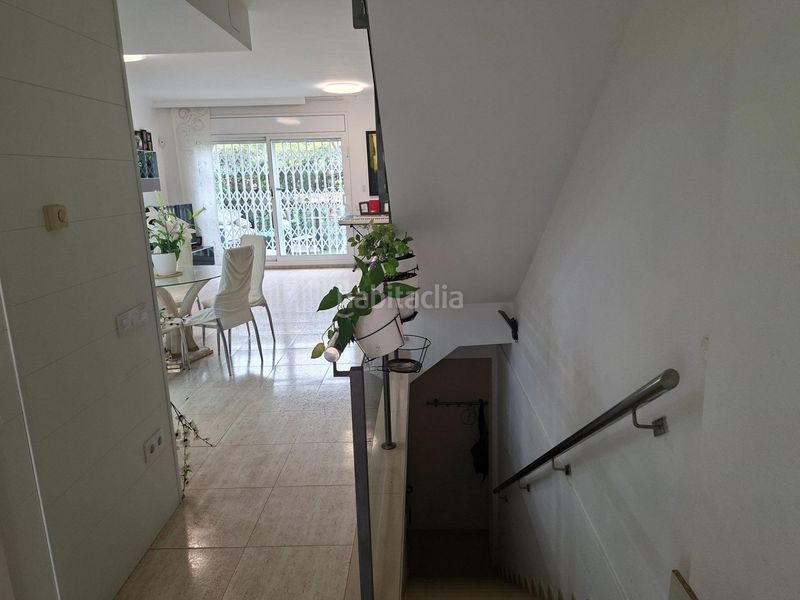 Foto 7db81c7e-81b7-418a-838b-226a323c7650. Casa adossada amb aparcament piscina a Calafell residencial Calafell