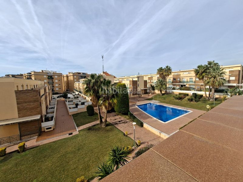 Foto a3907b07-4f0f-422e-8760-e2de42d45b14. Casa adossada amb aparcament piscina a Calafell residencial Calafell