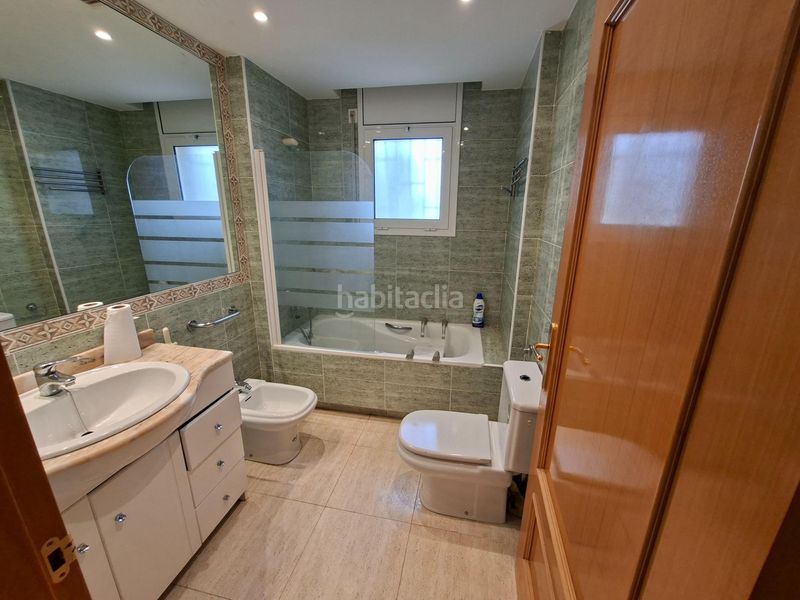 Foto cb62cb4a-05a3-4f19-93c7-178e51bbb50f. Casa adossada amb aparcament piscina a Calafell residencial Calafell