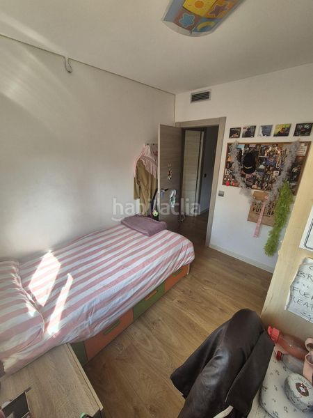 Foto f4d78728-51a6-4b27-9adc-2abf34339976. Casa adossada amb calefacció aparcament a Calafell poble Calafell