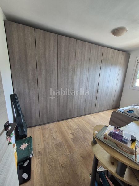 Foto fba8aaa3-9385-4d6d-939f-7c4be477688c. Casa adossada amb calefacció aparcament a Calafell poble Calafell