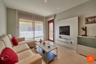 Dachwohnung in Sant Salvador. Gran piso con solarium y piscina comunitaria