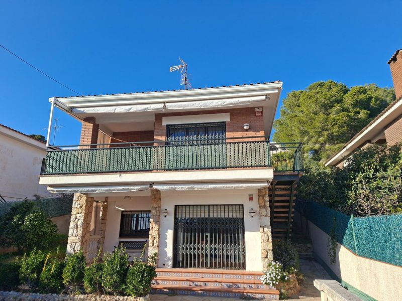 Foto 1b56f4ae-e3bb-4928-aa30-3233b50edbaa. Xalet amb aparcament piscina a Bellamar Calafell