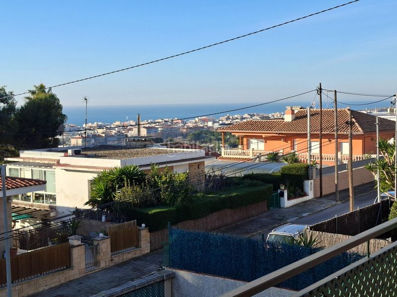 Foto 849b77e4-ff2d-4656-a3d5-50af6bfcd5ac. Xalet amb aparcament piscina a Bellamar Calafell