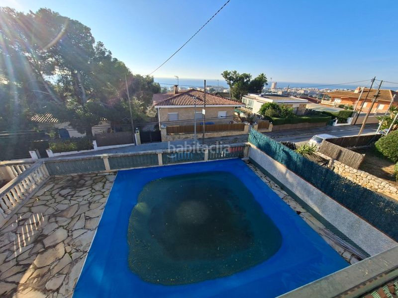 Foto c07be973-cf1f-4eeb-96c3-5ea6a8889c51. Xalet amb aparcament piscina a Bellamar Calafell
