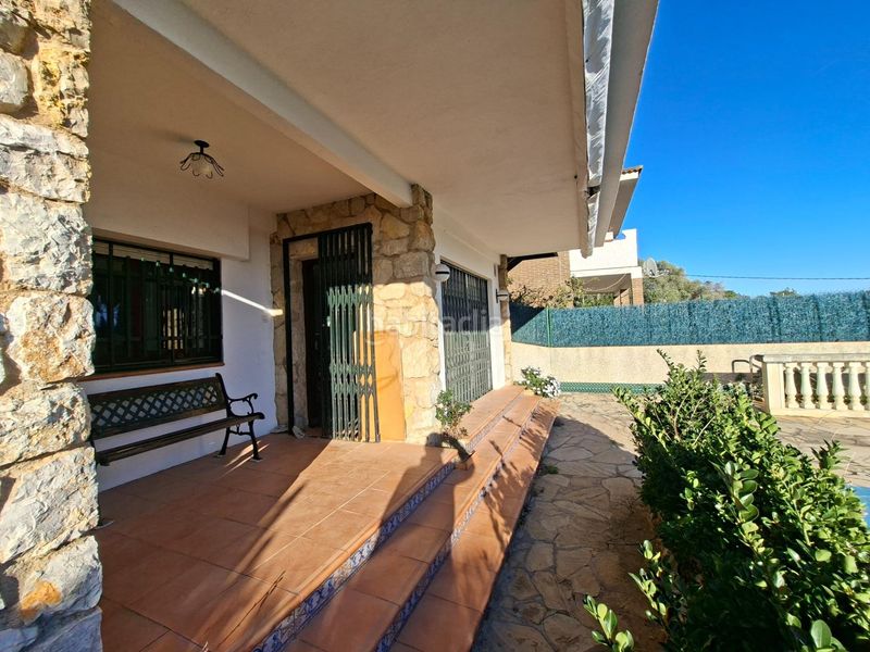 Foto d3c21a80-c11b-49b5-bcaa-d4f89c0505b3. Xalet amb aparcament piscina a Bellamar Calafell