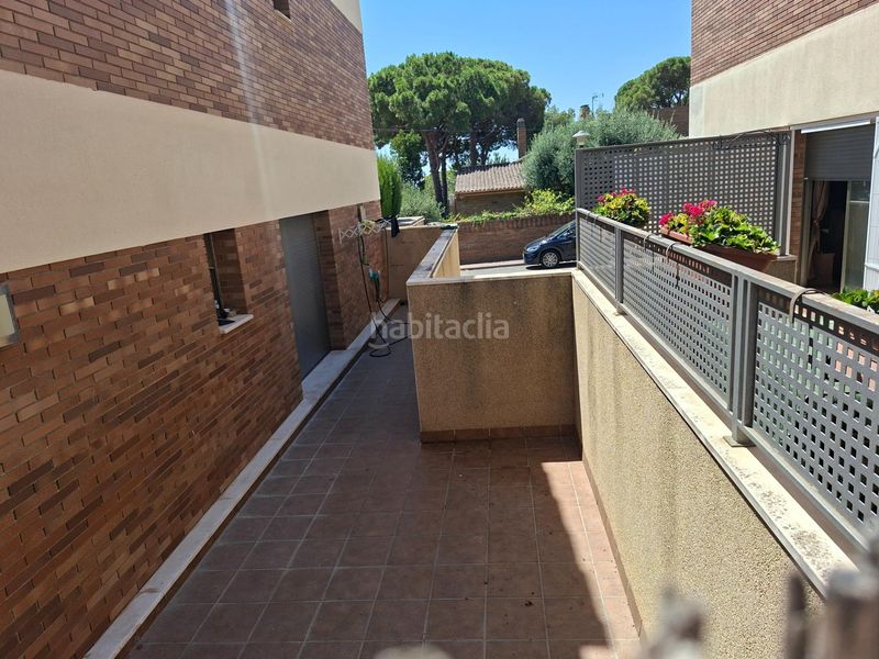 Foto 33b336b1-fd29-4a9b-9213-76c7a202f2dc. Casa adossada amb calefacció aparcament piscina a Vendrell (El)