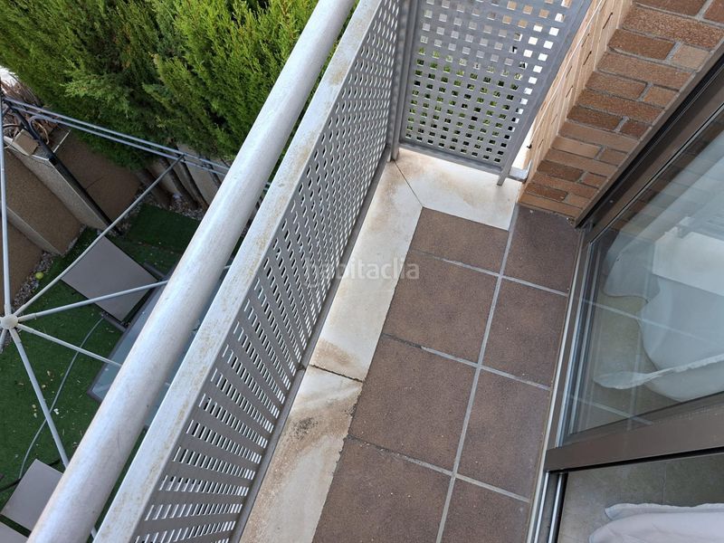 Foto 5e9f5d03-e7db-4b10-a9e2-a9b693ee186d. Casa adossada amb calefacció aparcament piscina a Vendrell (El)