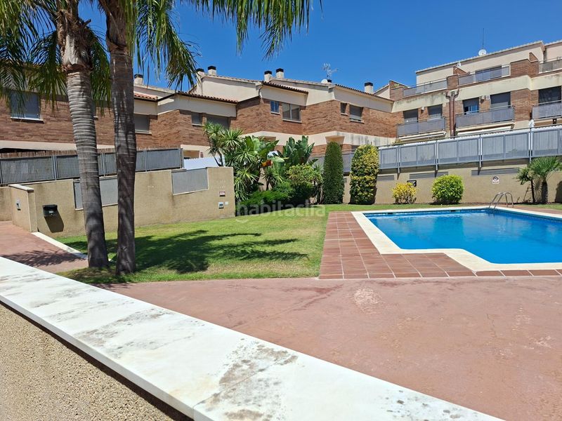 Foto 642d153c-0830-48ea-a7a0-89e9c286dc64. Casa adossada amb calefacció aparcament piscina a Vendrell (El)