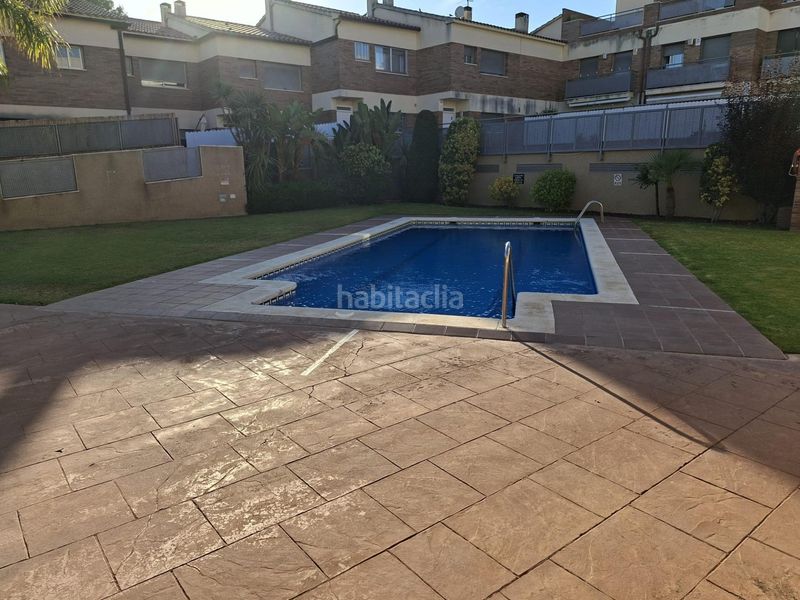 Foto 872328b4-3dae-422d-87d0-fea900104de1. Casa adossada amb calefacció aparcament piscina a Vendrell (El)