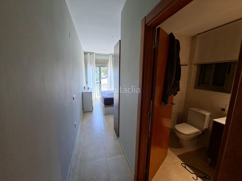 Foto 988b8a0f-e403-4b5b-8154-2994518acb46. Casa adossada amb calefacció aparcament piscina a Vendrell (El)