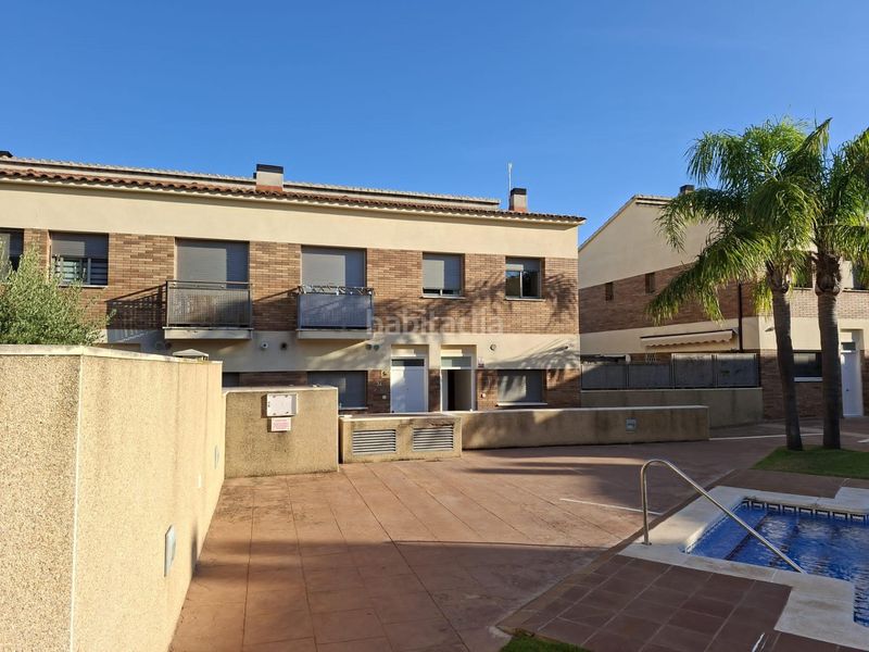 Foto 9b79079b-68e3-4eb0-971c-092bb9a7da65. Casa adossada amb calefacció aparcament piscina a Vendrell (El)