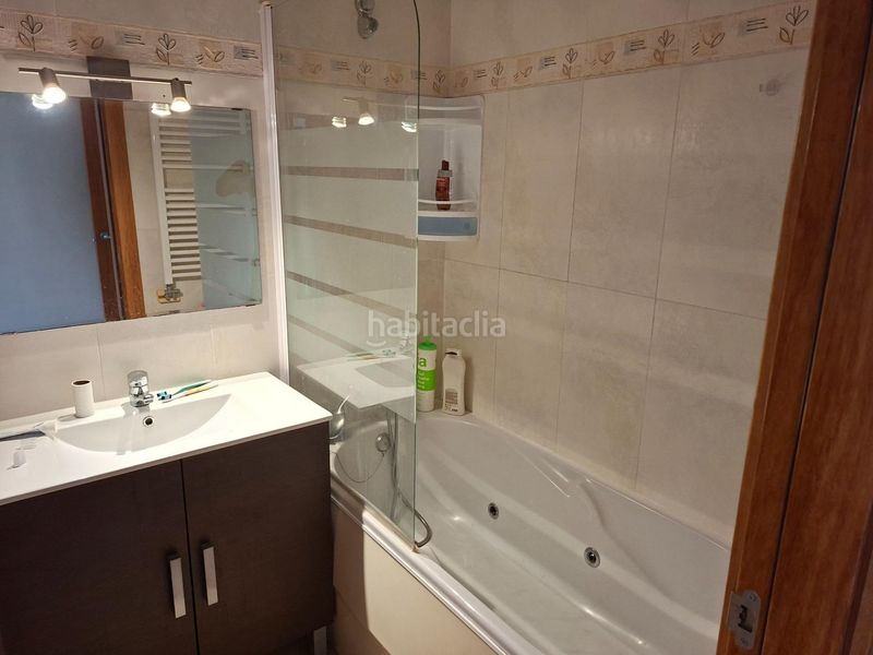 Foto bed35798-b5c0-4ccc-b7c0-4dae5093b754. Casa adossada amb calefacció aparcament piscina a Vendrell (El)