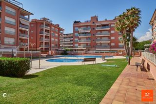 Appartamento in Calle santiago rusiñol 1. Gran piso con vistas al mar y zona comunitaria con piscina
