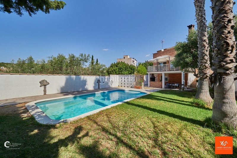 Foto 41fd1347-e7c3-44a0-969d-d48047bba891. Chalet avec parking piscine dans Roda de Barà