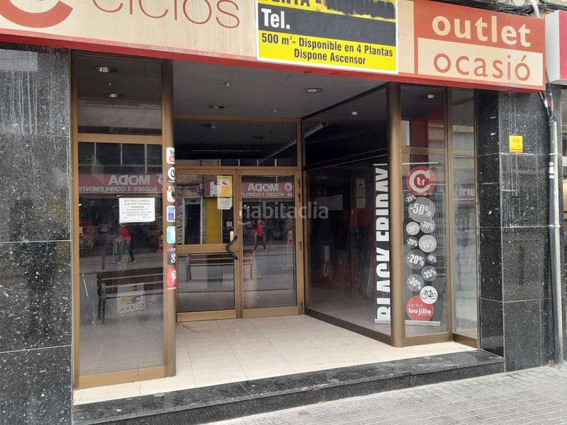 Foto 05b8590e-578c-4a7b-ab41-ba1b8a0f3243. Local comercial en barcelona de 628 edificio en venta con ascensor en Sabadell