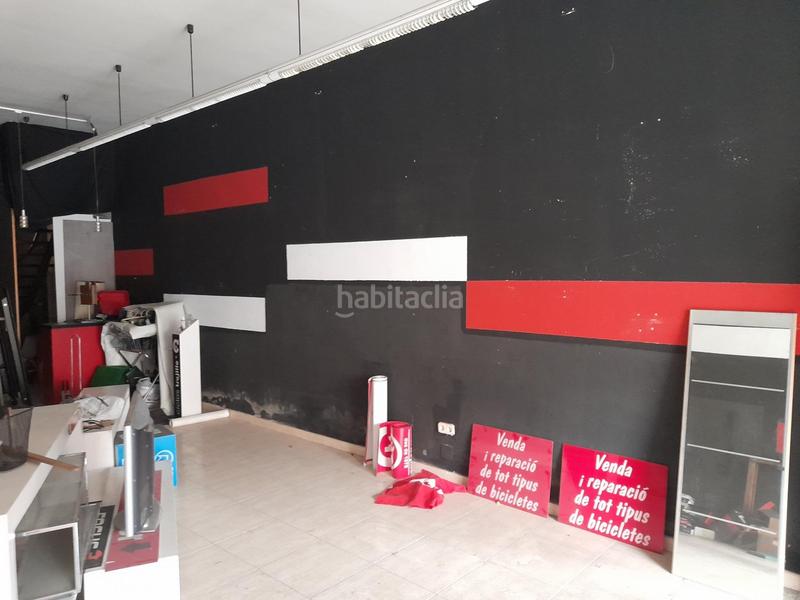 Foto 2964cbea-392c-4201-9663-98caf84d7fad. Local comercial en barcelona de 628 edificio en venta con ascensor en Sabadell