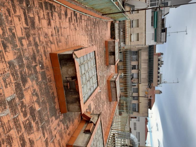 Foto 5c0f73ed-595f-4faf-9f4b-6ce257617173. Local comercial en barcelona de 628 edificio en venta con ascensor en Sabadell