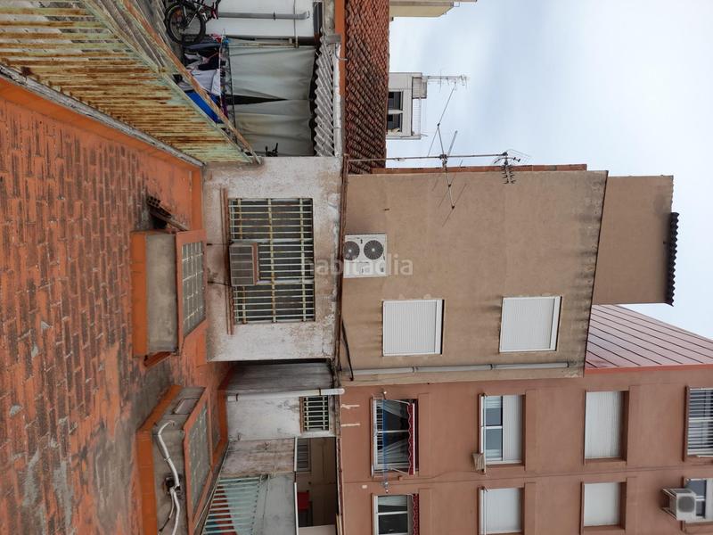 Foto 9e141602-35fb-4e53-91e0-d53d448b0440. Local comercial en barcelona de 628 edificio en venta con ascensor en Sabadell