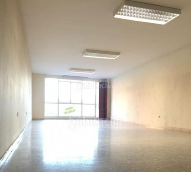 Foto a9ca7410-a7bf-4462-a1b2-c97e5106d971. Local comercial en barcelona de 628 edificio en venta con ascensor en Sabadell