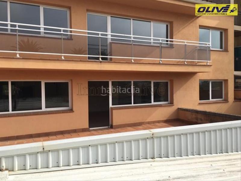 Foto aa30a50c-2338-4e03-ad89-1a68bc62f160. Location local commercial dans Centre Palafrugell