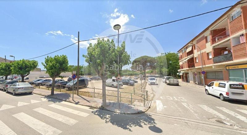 Foto fc427c2a-2cdb-46f9-995b-7b64a7d38fe7. Terreny residencial a Llagostera